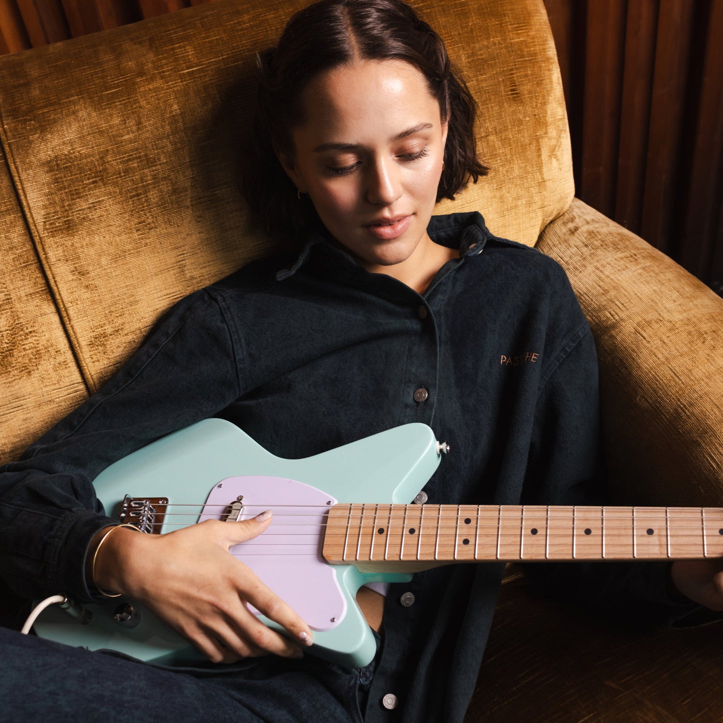 Loog Pro 6 Eléctrica